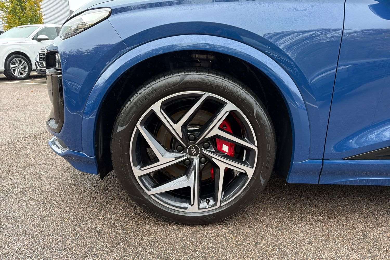 Used Audi Q6 e-tron 2024 for sale - 76339660: Photo 5