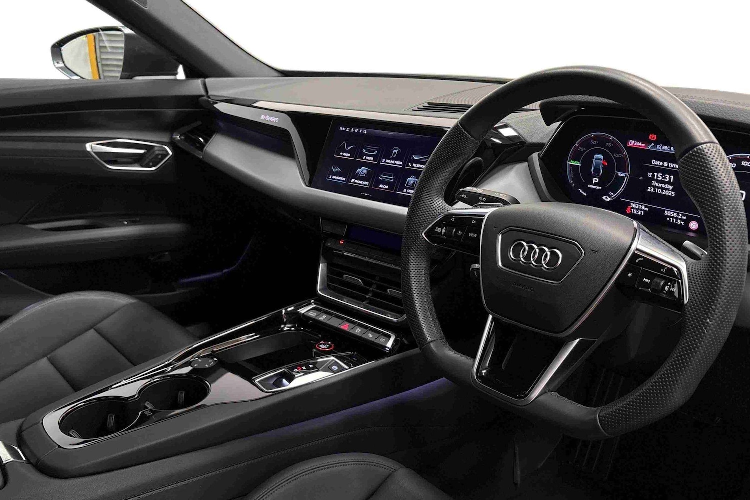 Used Audi e-tron GT 2023 for sale - 77772114: Photo 6