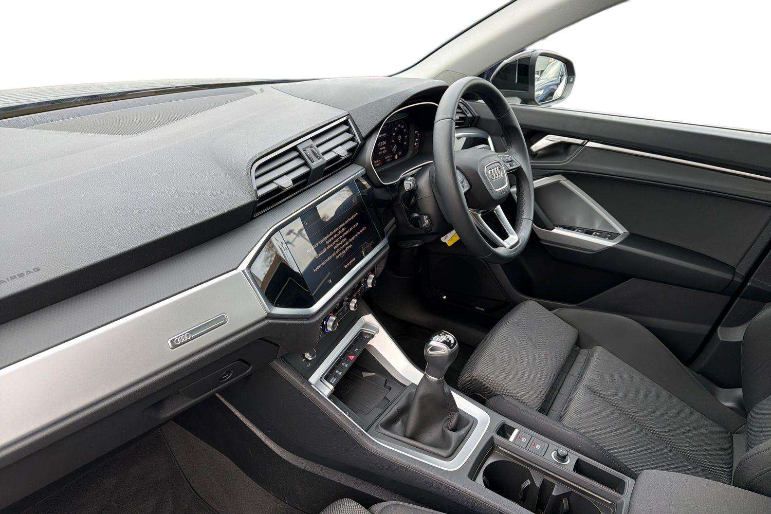 Used Audi Q3 2024 for sale - 76460313: Photo 2