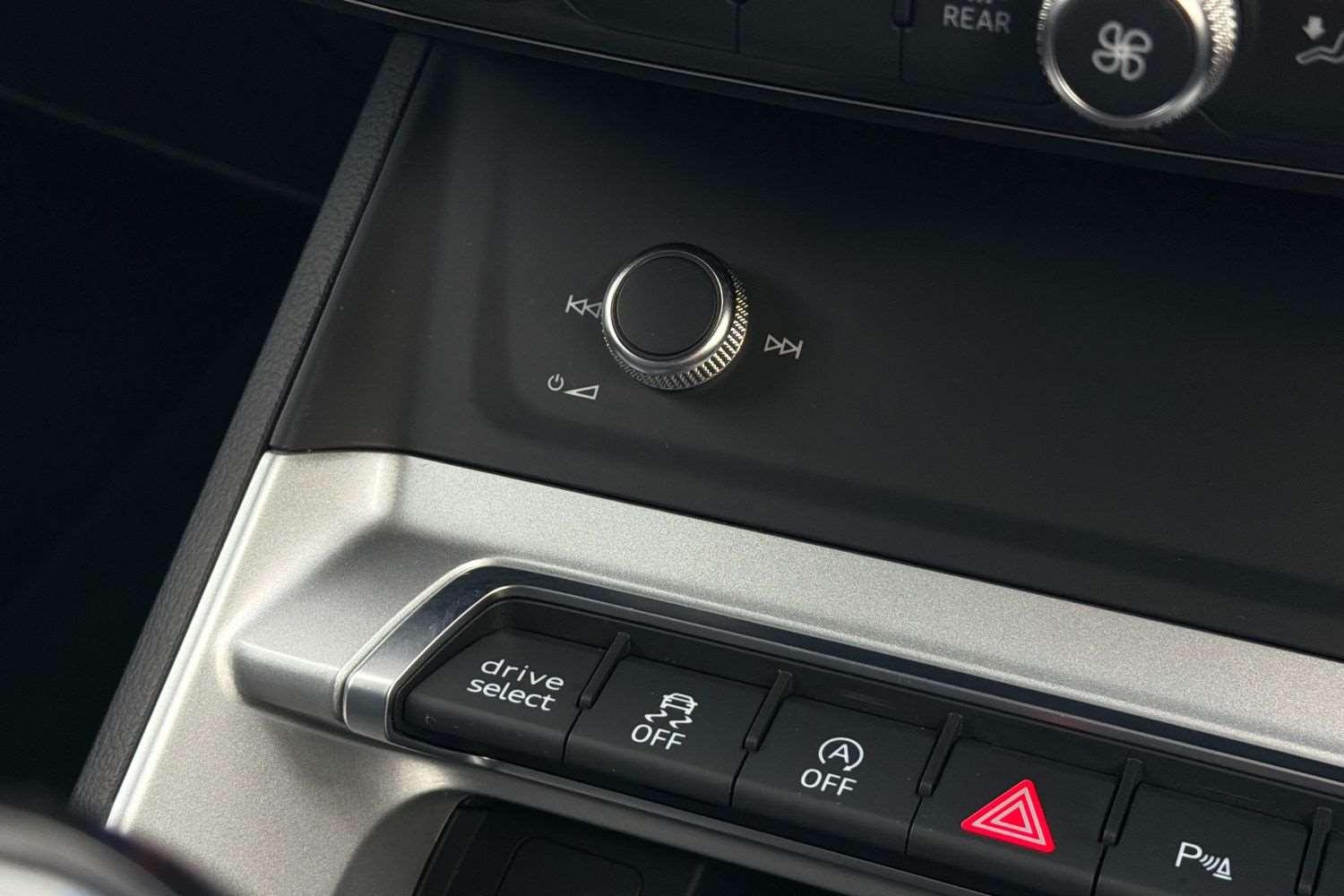 Used Audi Q3 2024 for sale - 76460313: Photo 35