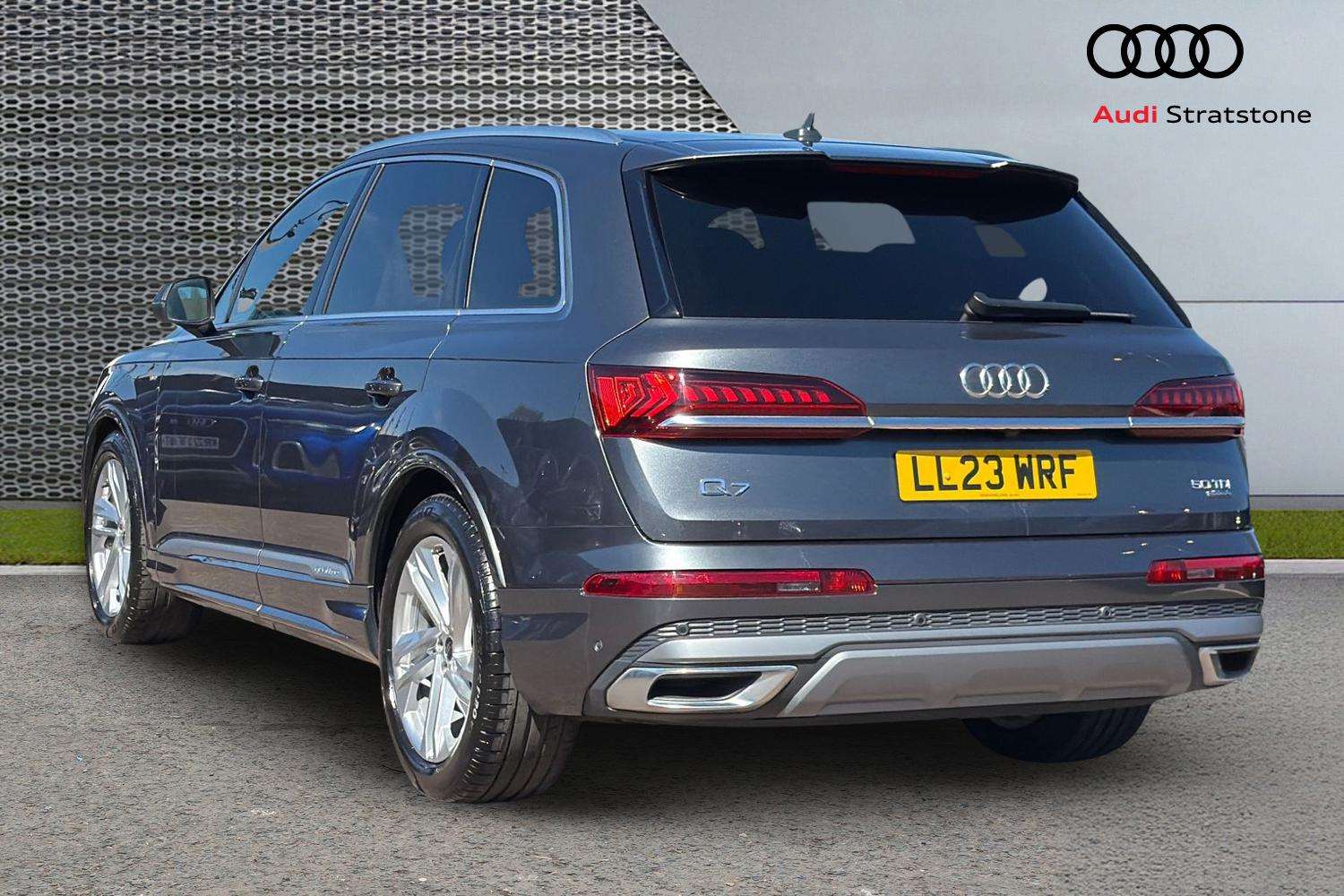 Used Audi Q7 2023 for sale - 78161185: Photo 3