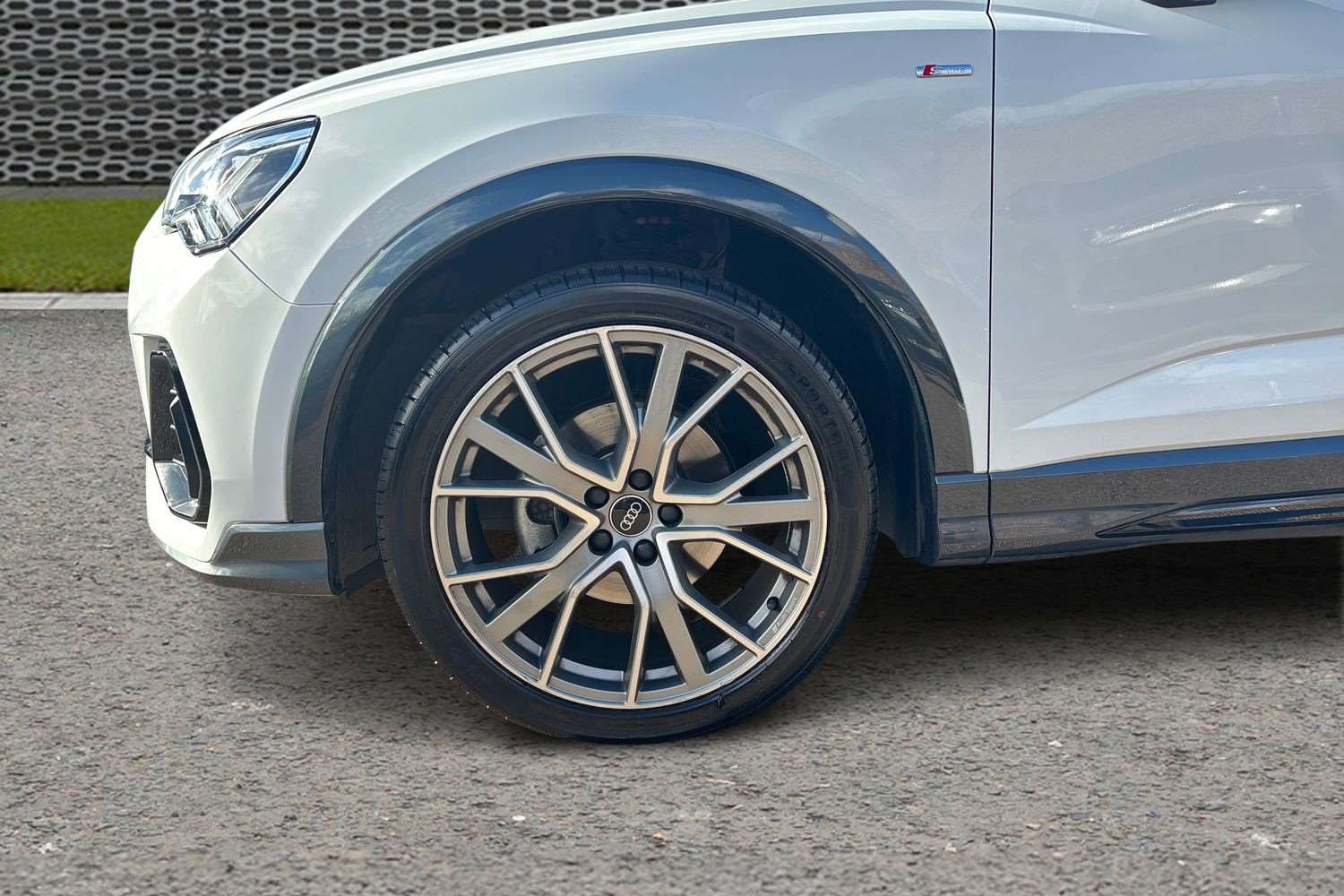 Used Audi Q3 2024 for sale - 76488096: Photo 10