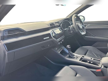 Used Audi Q3 2024 for sale - 76488096: Photo