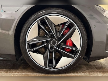 Used Audi RS e-tron GT 2021 for sale - 77294221: Photo