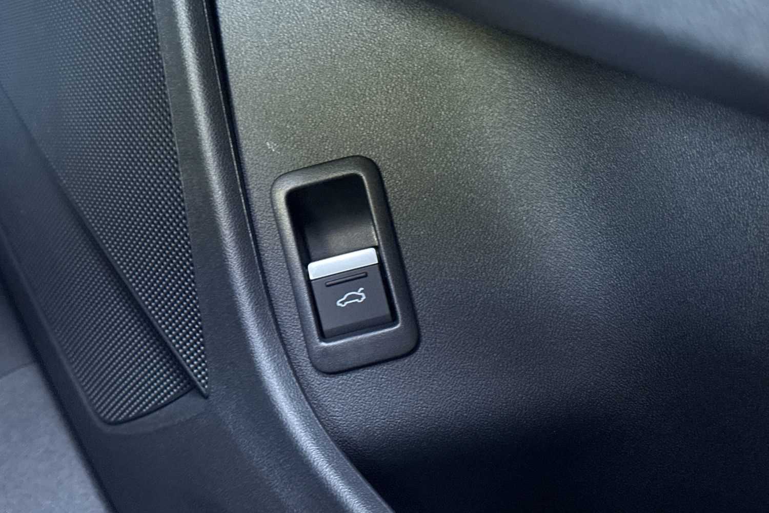 Used Audi Q4 e-tron 2025 for sale - 76015909: Photo 32