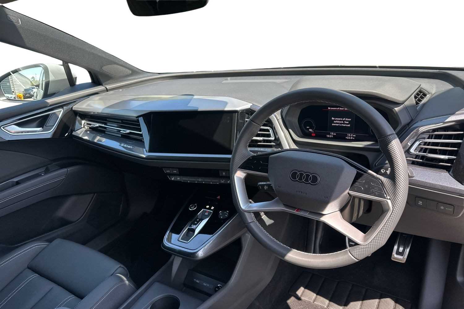 Used Audi Q4 e-tron 2025 for sale - 76015909: Photo 6