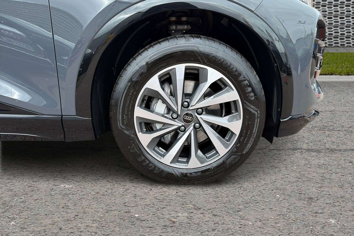 Used Audi Q6 e-tron 2026 for sale - 78129682: Photo 5