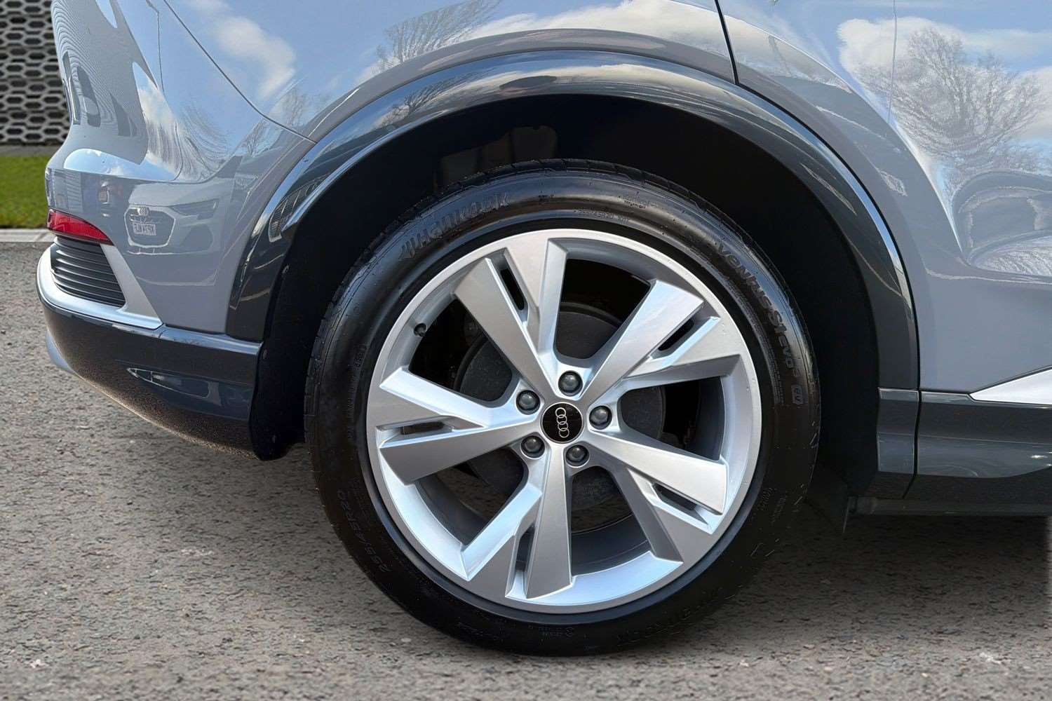 Used Audi Q4 e-tron 2025 for sale - 77443370: Photo 11