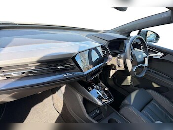 Used Audi Q4 e-tron 2025 for sale - 77443370: Photo