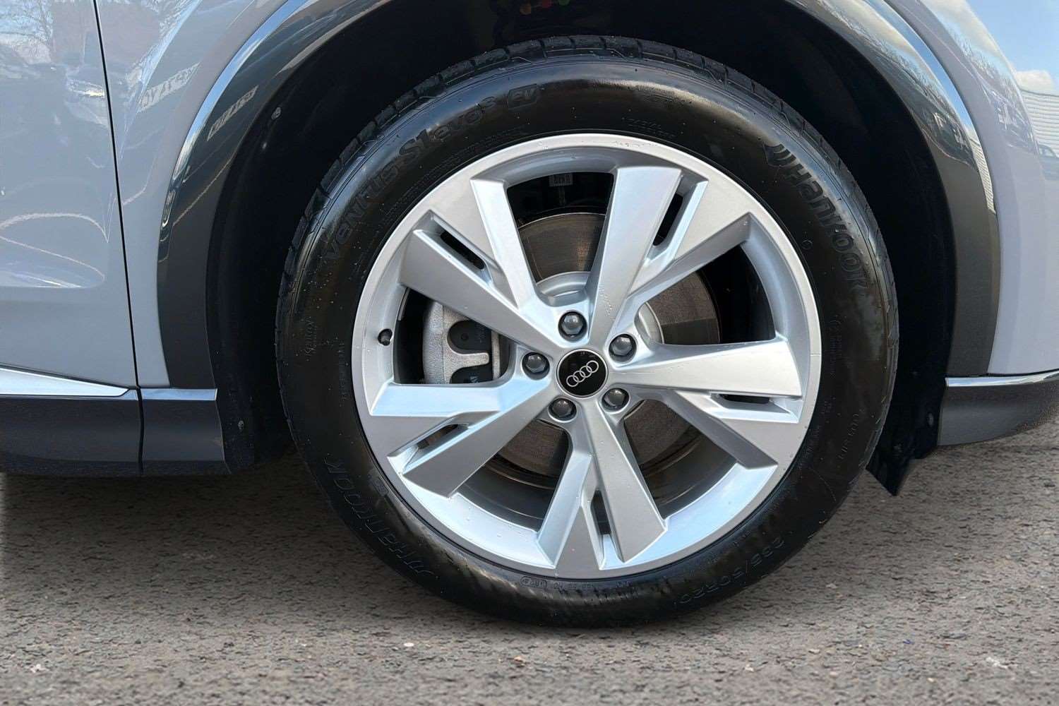 Used Audi Q4 e-tron 2025 for sale - 77443370: Photo 5