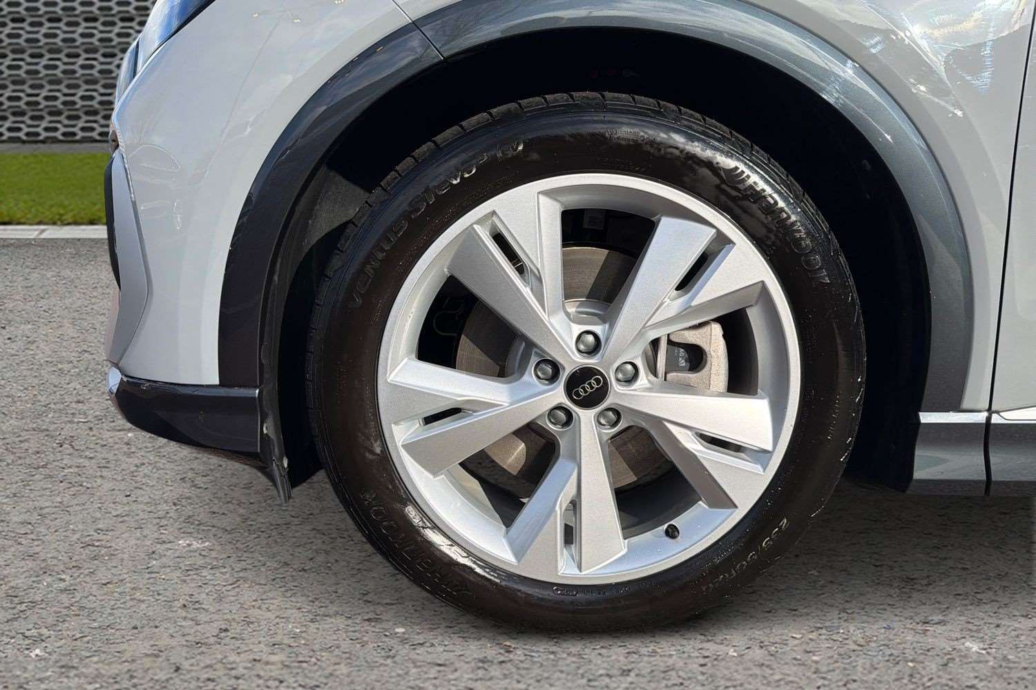 Used Audi Q4 e-tron 2025 for sale - 77443370: Photo 9