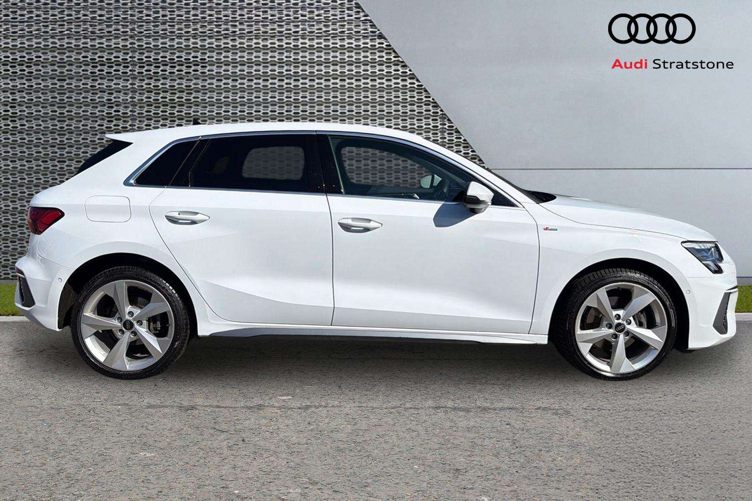 Used Audi A3 2024 for sale - 77961036: Photo 4