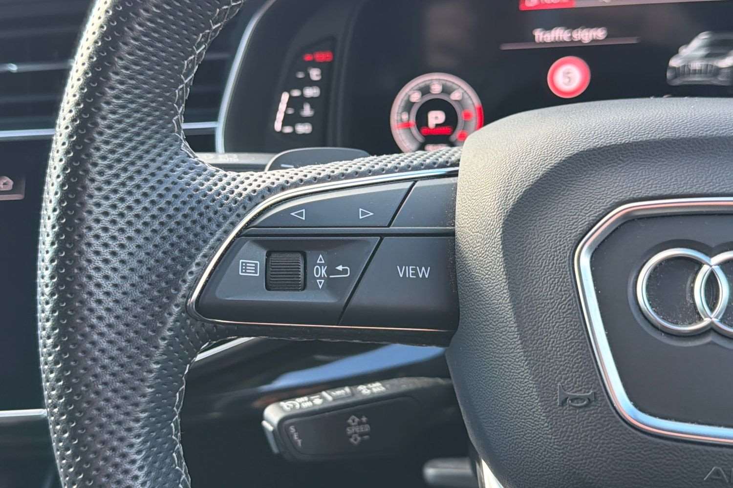 Used Audi Q7 2022 for sale - 77443345: Photo 16