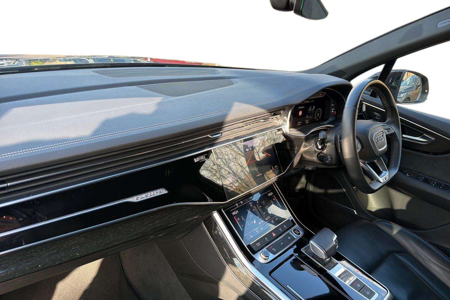 Used Audi Q7 2022 for sale - 77443345: Photo 2