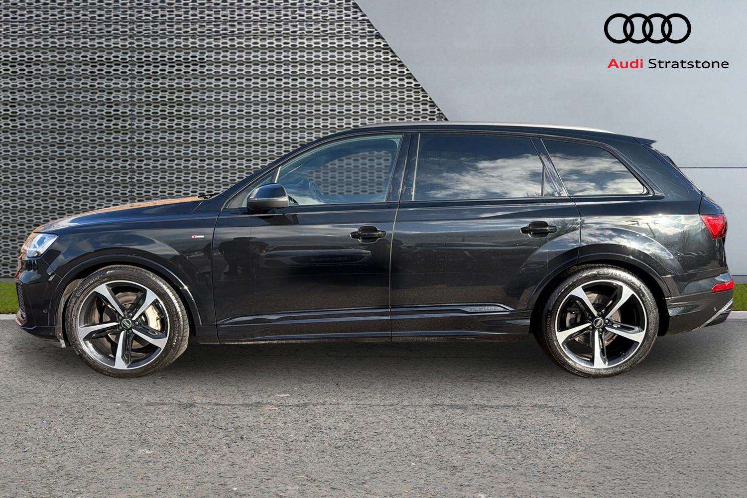 Used Audi Q7 2022 for sale - 77443345: Photo 8