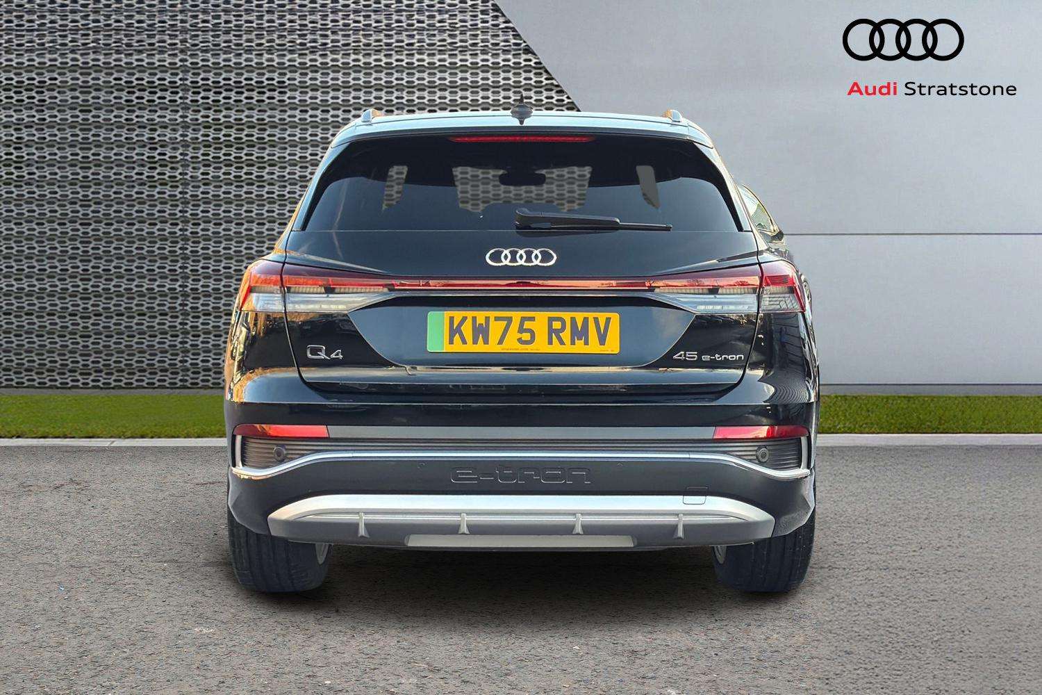 Used Audi Q4 e-tron 2025 for sale - 77811018: Photo 7