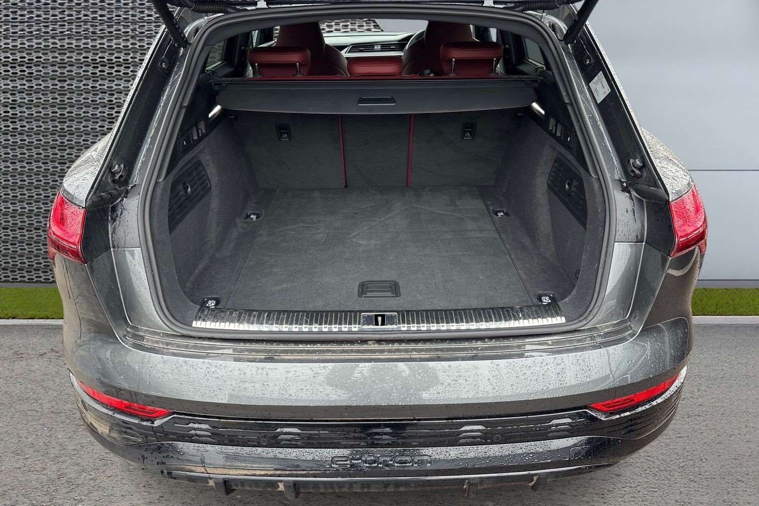 Used Audi Q8 2024 for sale - 76774274: Photo 13