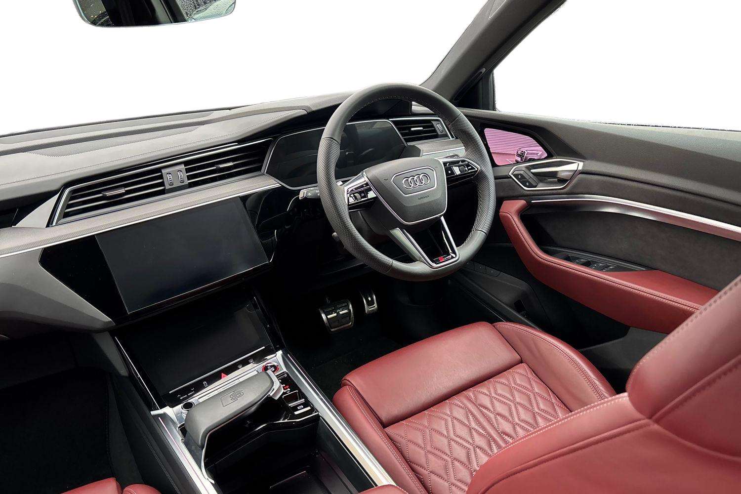 Used Audi Q8 2024 for sale - 76774274: Photo 20