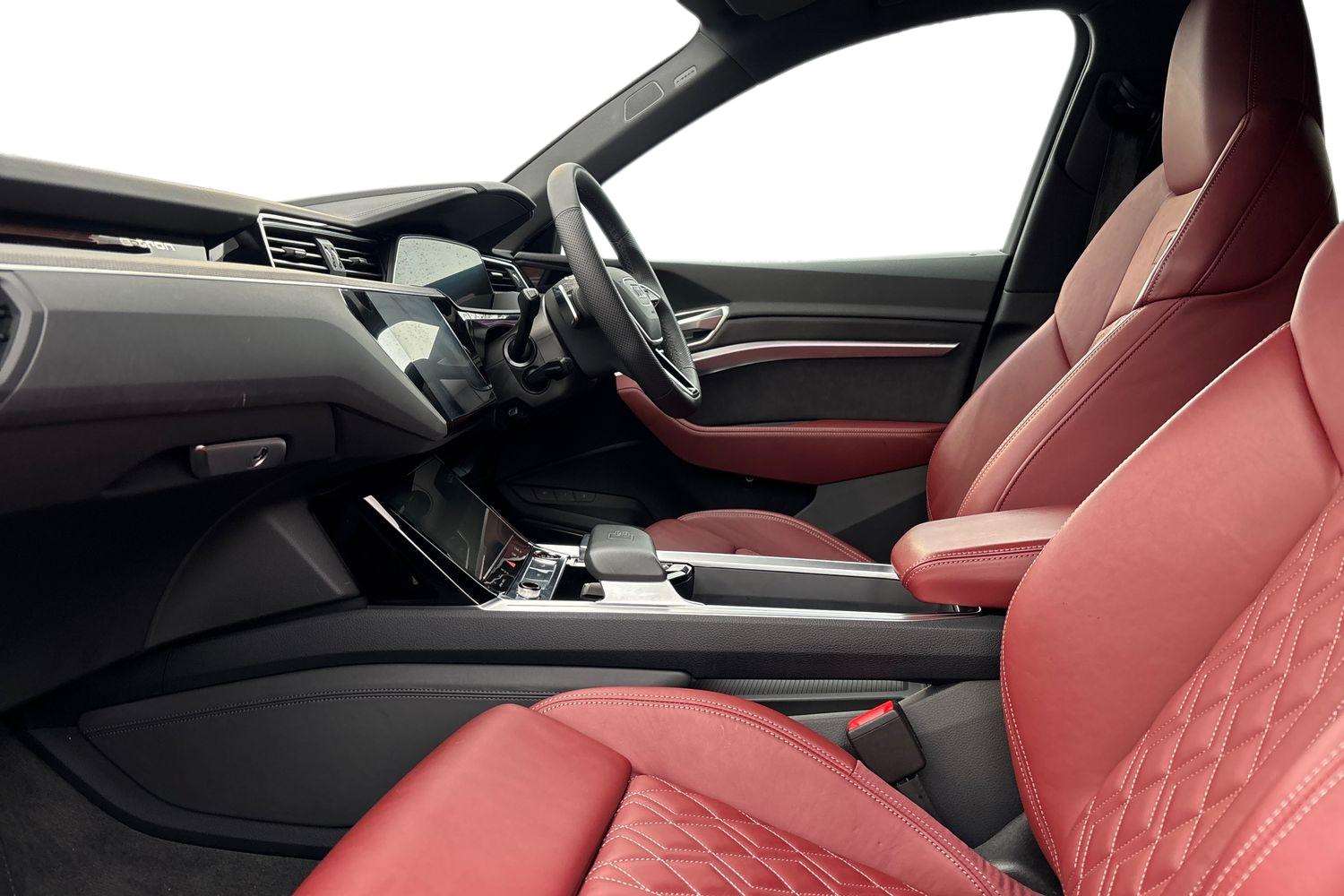 Used Audi Q8 2024 for sale - 76774274: Photo 21