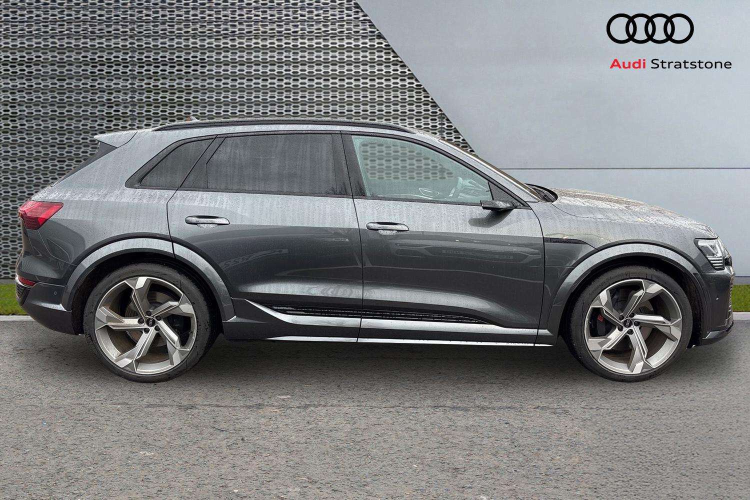 Used Audi Q8 2024 for sale - 76774274: Photo 4