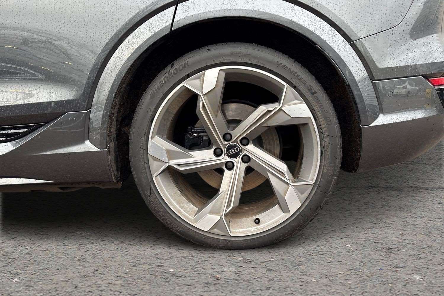 Used Audi Q8 2024 for sale - 76774274: Photo 5