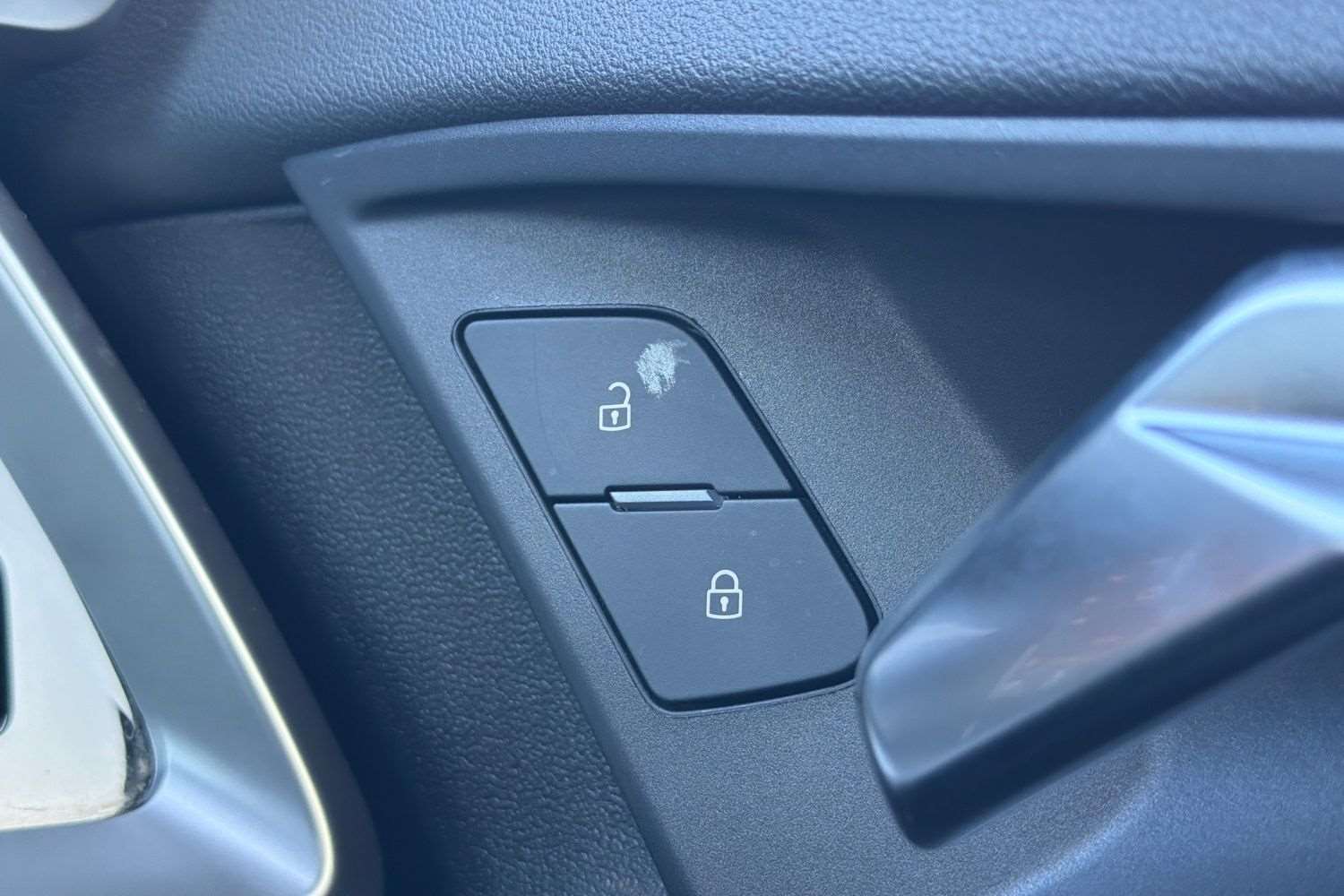 Vehicle 33
