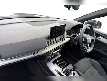 Used Audi Q5 2024 for sale - 78365342: Photo