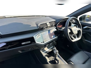 Used Audi Q3 2024 for sale - 75329410: Photo