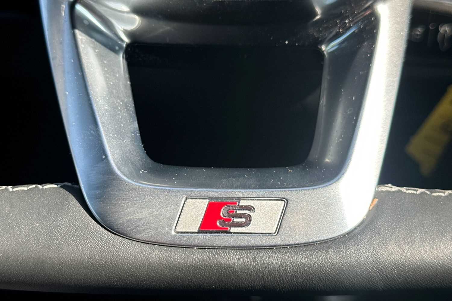 Vehicle 33