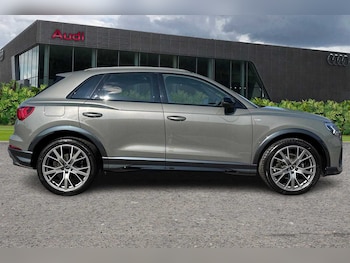 Used Audi Q3 2024 for sale - 75329410: Photo