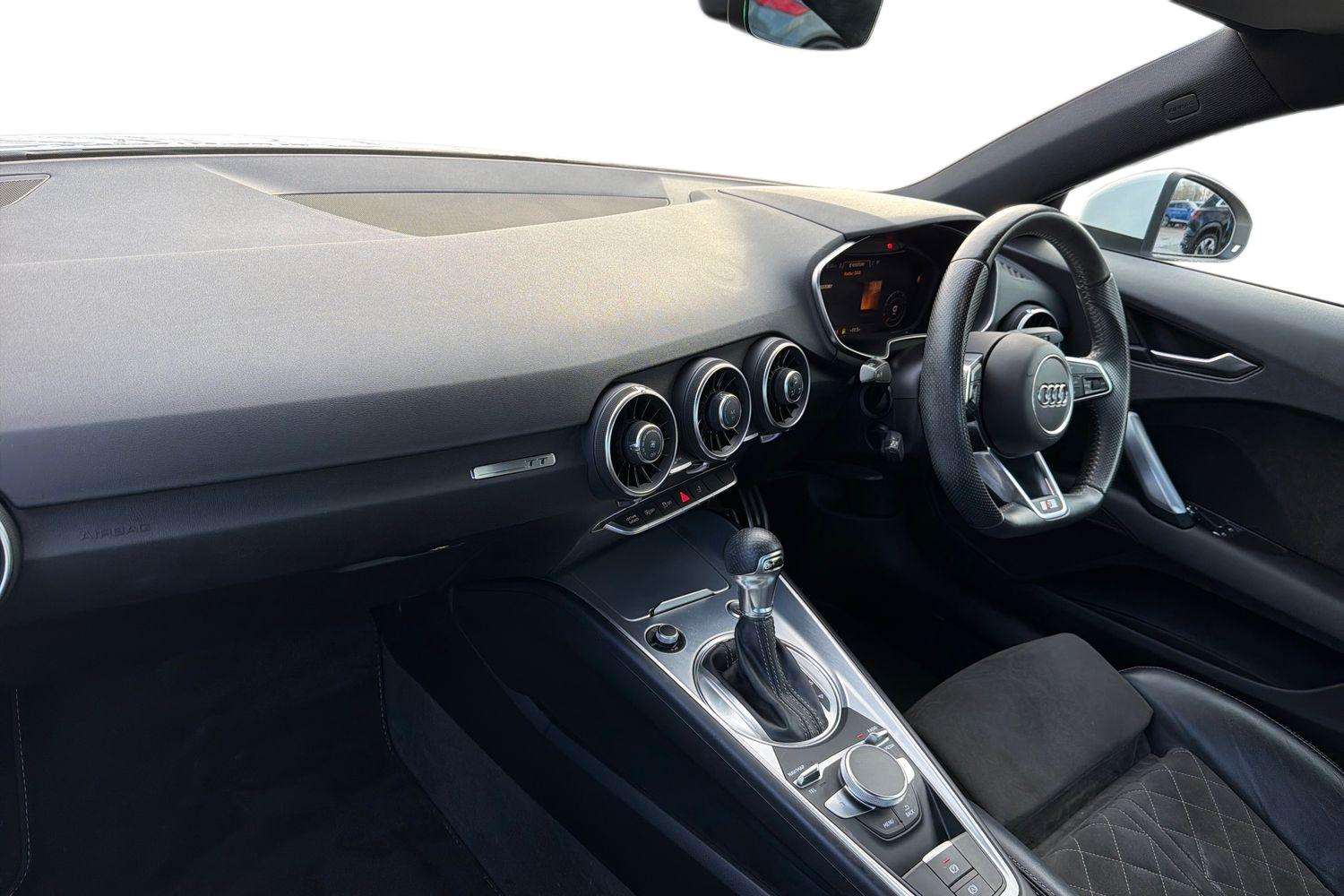 Used Audi TT 2019 for sale - 76875688: Photo 2