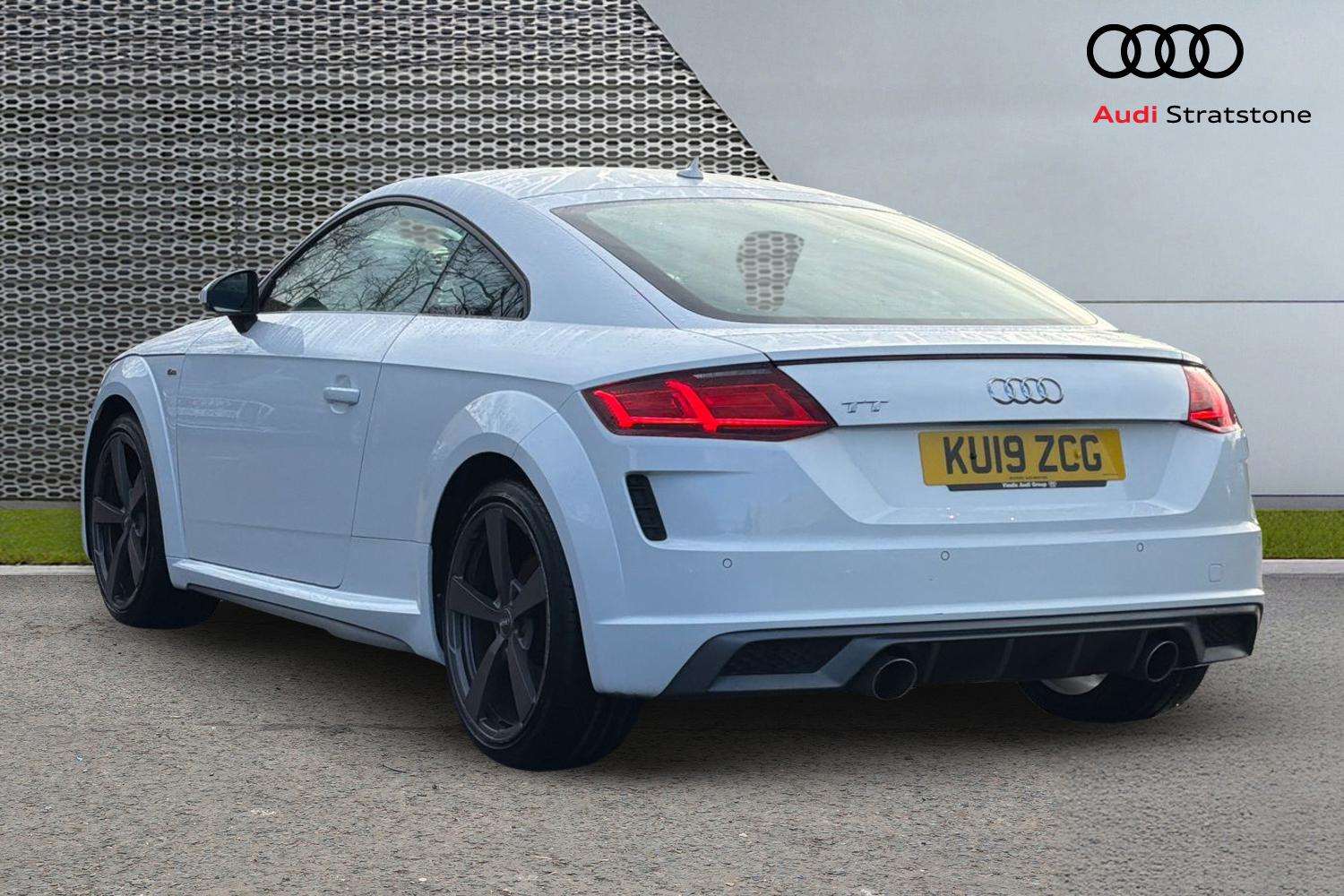 Used Audi TT 2019 for sale - 76875688: Photo 3