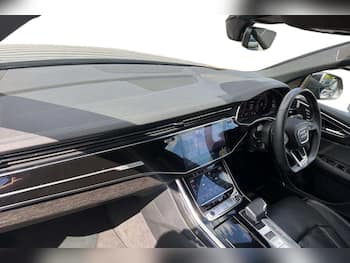 Used Audi Q8 2025 for sale - 79702788: Photo