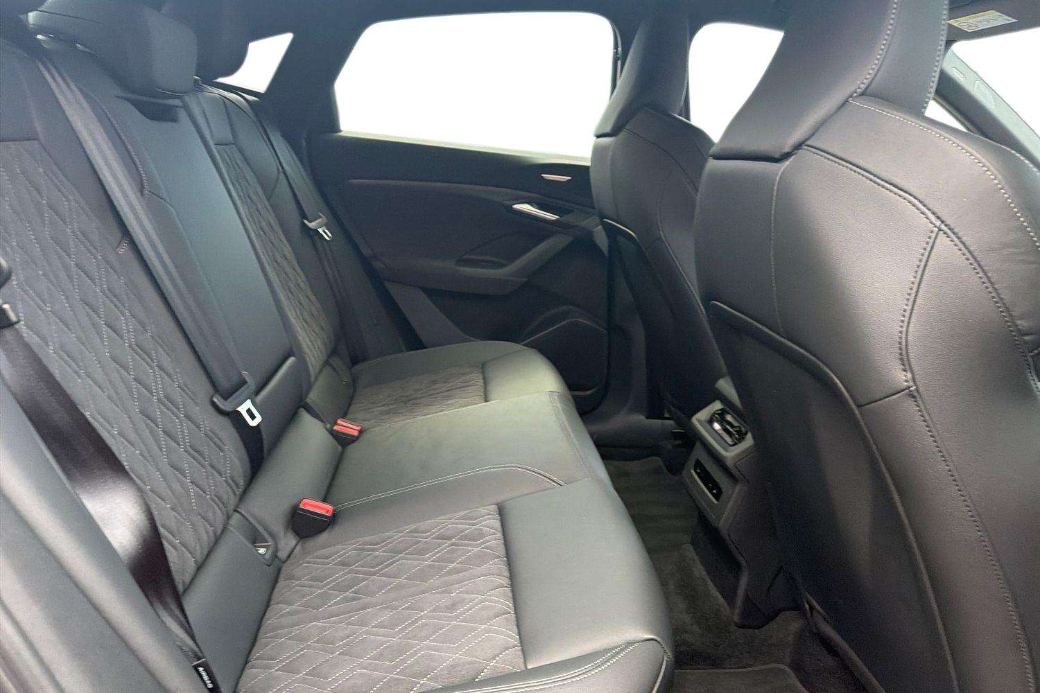 Used Audi Q6 e-tron for sale - 76843008: Photo 21