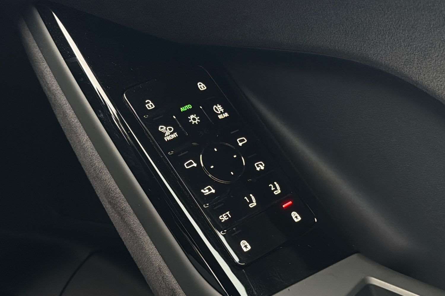 Used Audi Q6 e-tron for sale - 76843008: Photo 33