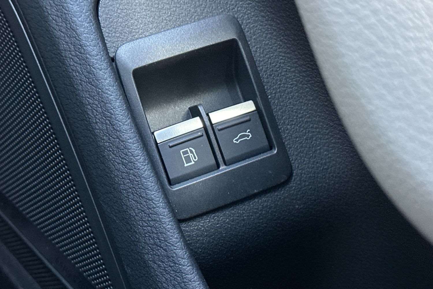 Vehicle 33