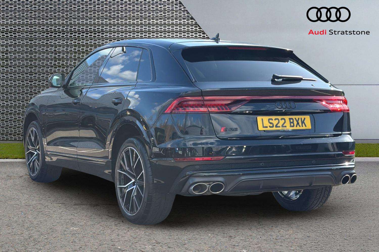 Used Audi Q8 2022 for sale - 77857417: Photo 3
