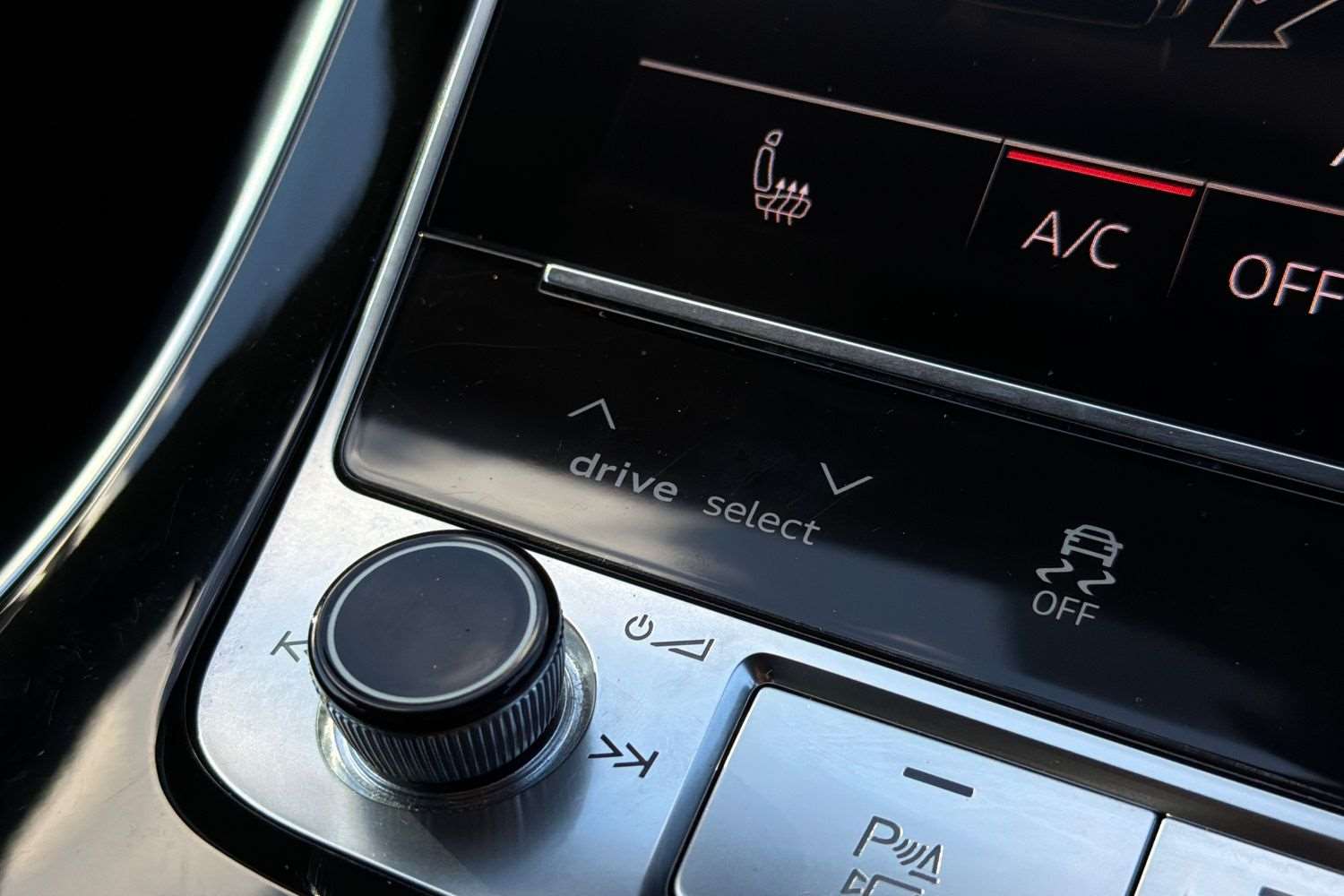 Used Audi Q8 2022 for sale - 77857417: Photo 30