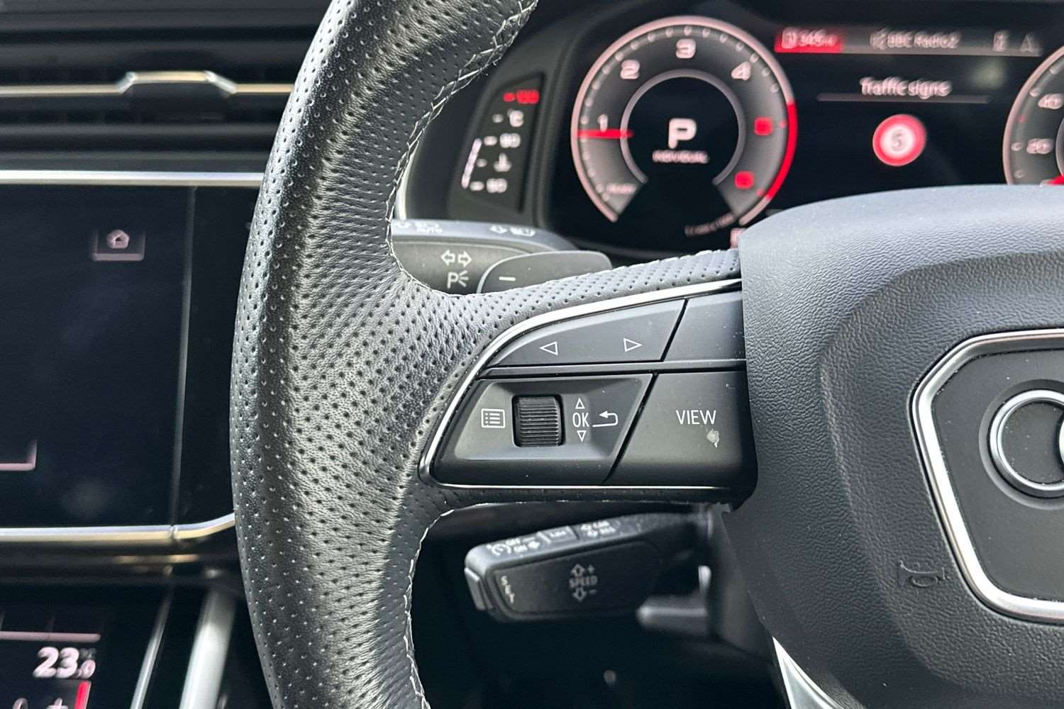 Used Audi Q7 2022 for sale - 76692045: Photo 16