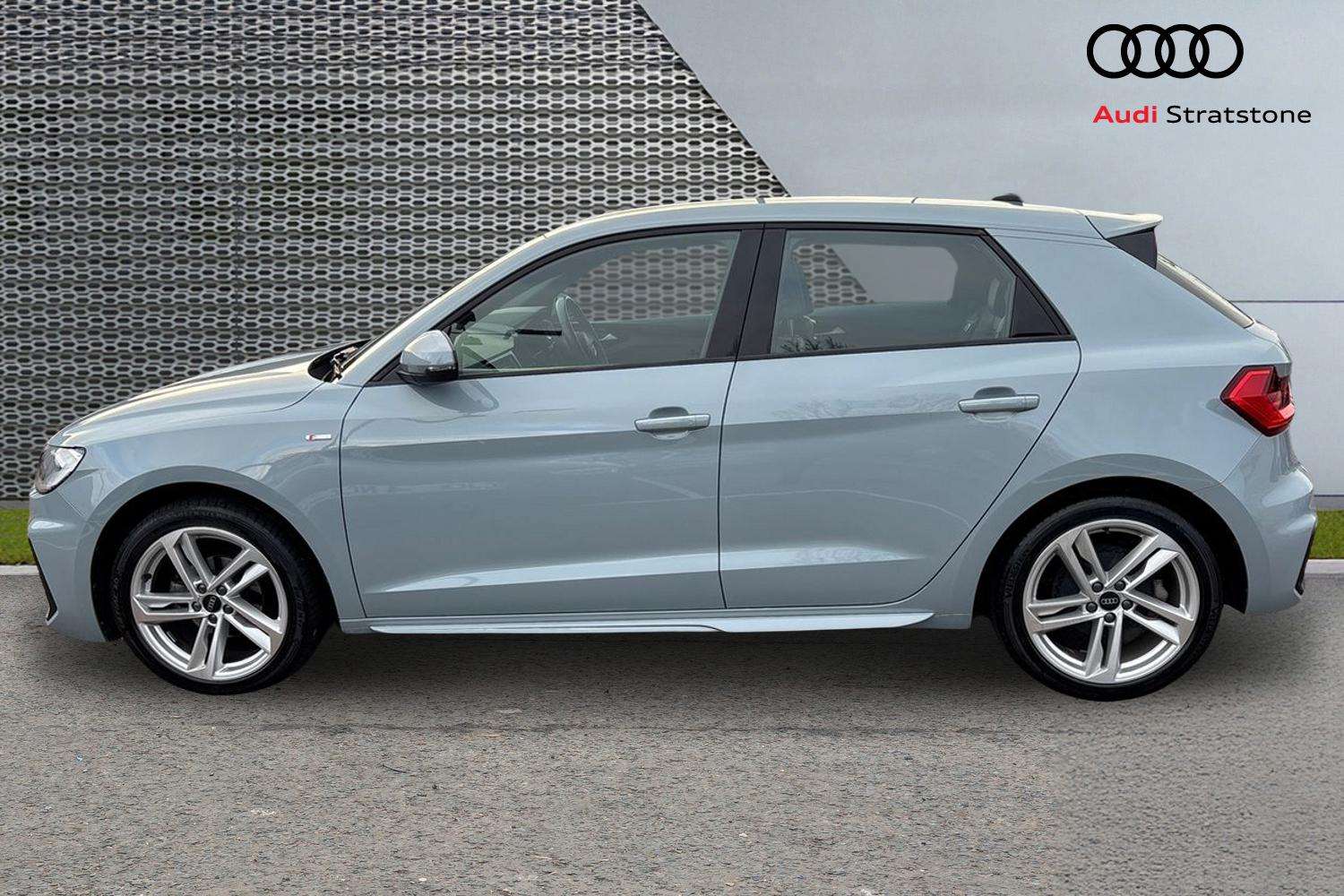 Used Audi A1 2023 for sale - 76624531: Photo 8