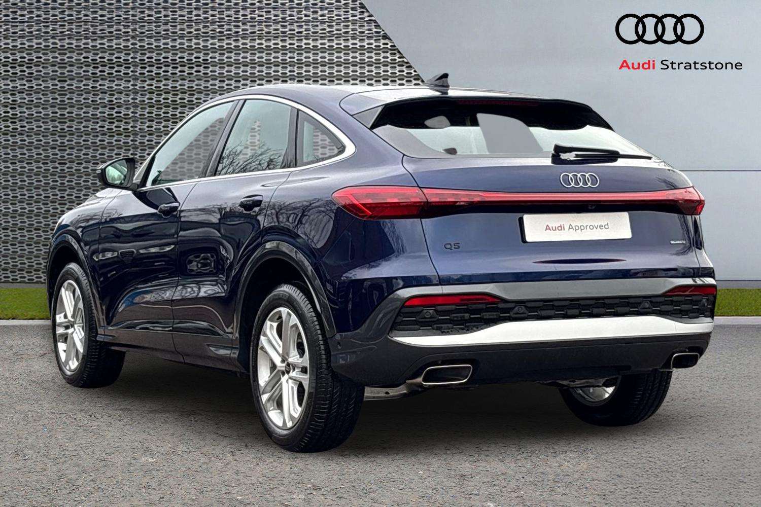 Used Audi Q5 2025 for sale - 77772076: Photo 3