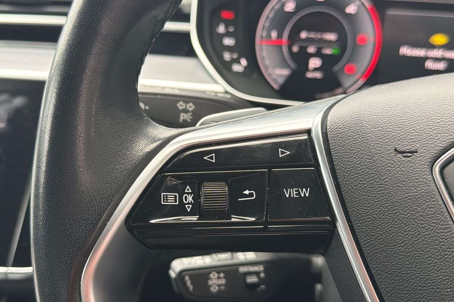 Used Audi A8 2023 for sale - 77928658: Photo 16