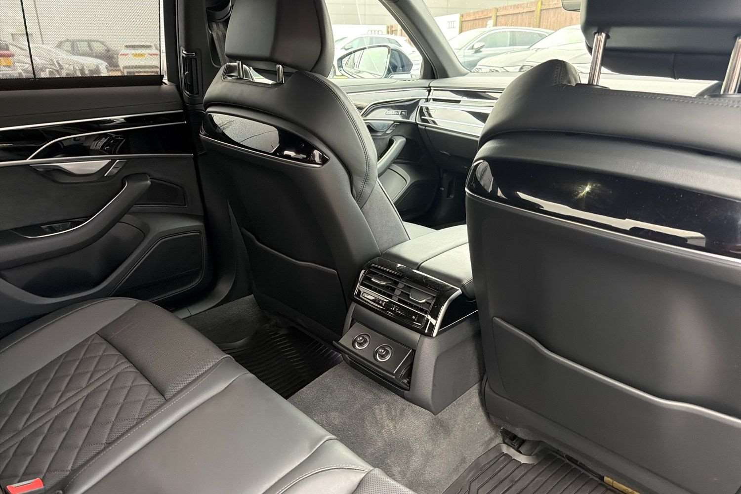 Used Audi A8 2023 for sale - 77928658: Photo 23