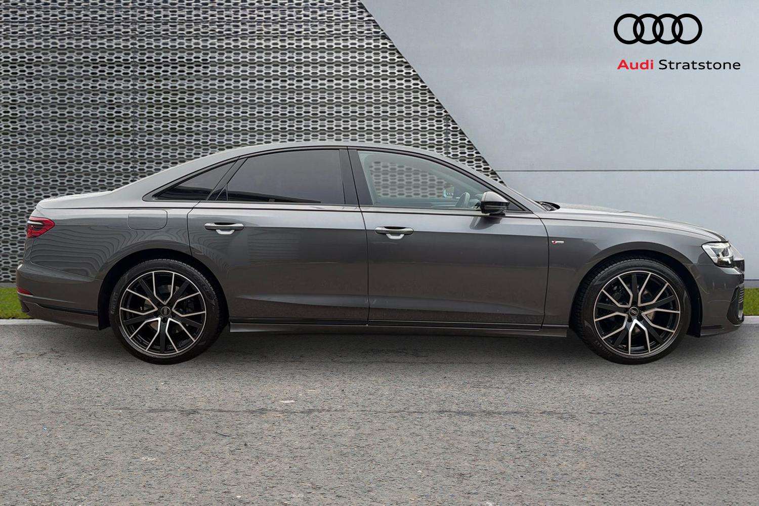 Used Audi A8 2023 for sale - 77928658: Photo 4