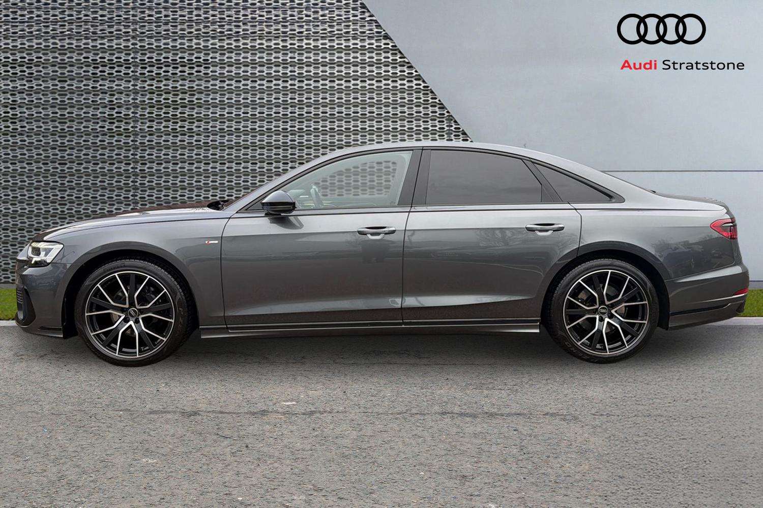 Used Audi A8 2023 for sale - 77928658: Photo 8