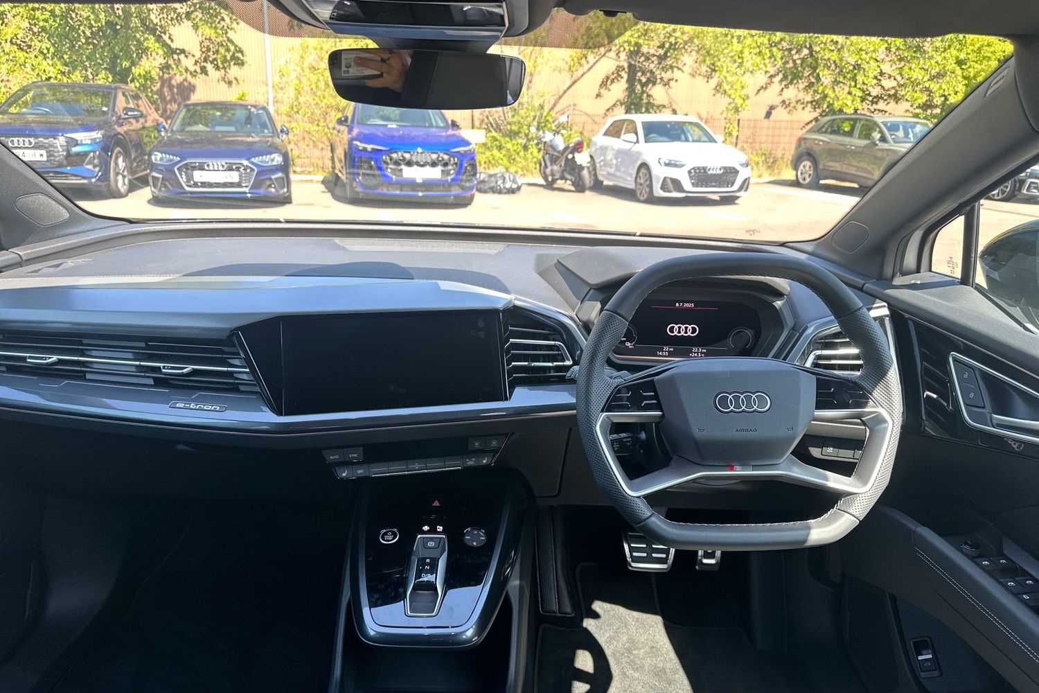 Used Audi Q4 e-tron 2025 for sale - 76015937: Photo 12