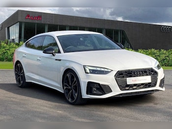 2022 - 40 TFSI 204 Black Edition 5dr S Tronic