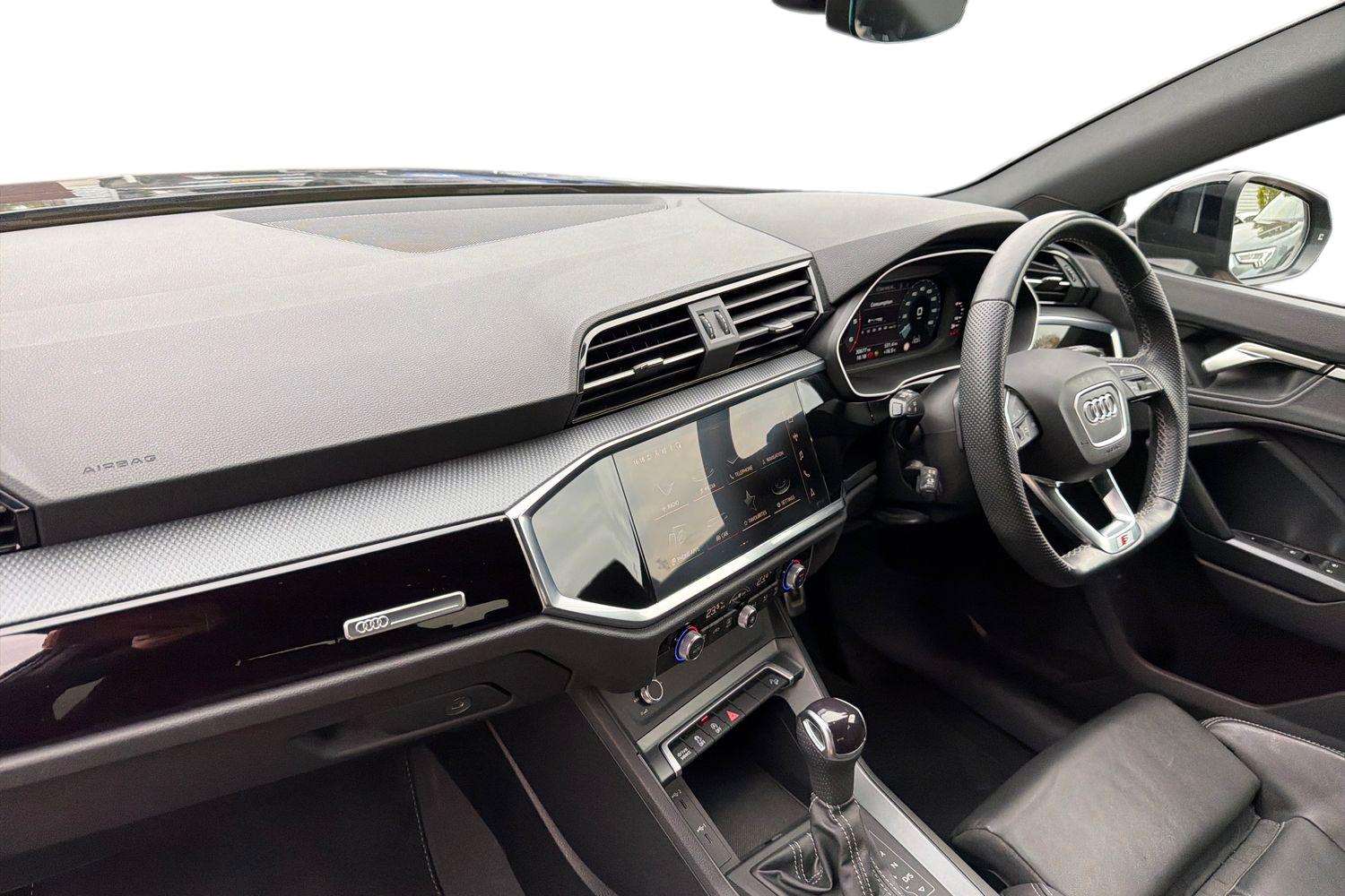 Used Audi Q3 2023 for sale - 76088023: Photo 2