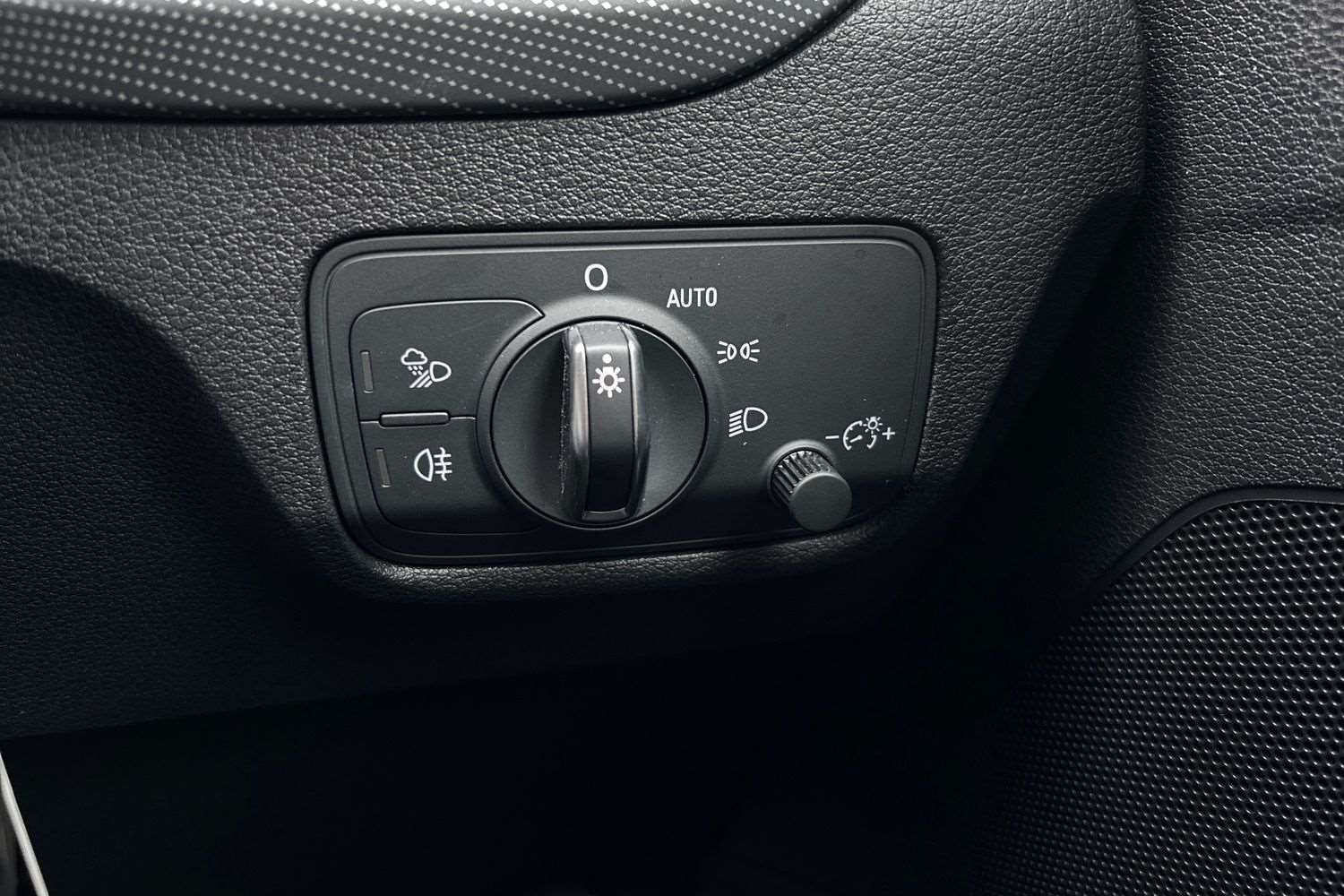 Used Audi Q2 2020 for sale - 76705187: Photo 30