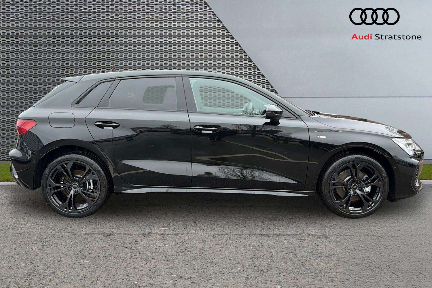 Used Audi A3 2025 for sale - 77472493: Photo 4